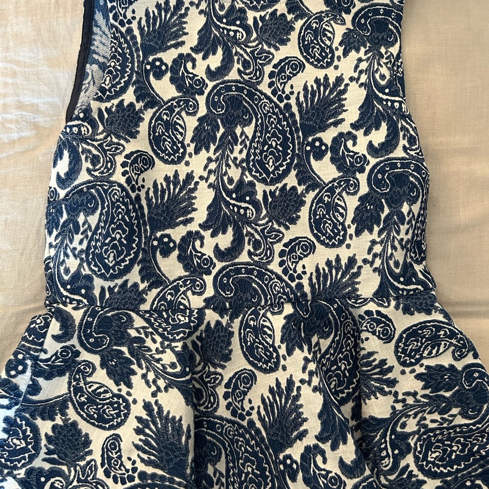 Zara - Woman - Sleeveless peplum top - Blue paisley